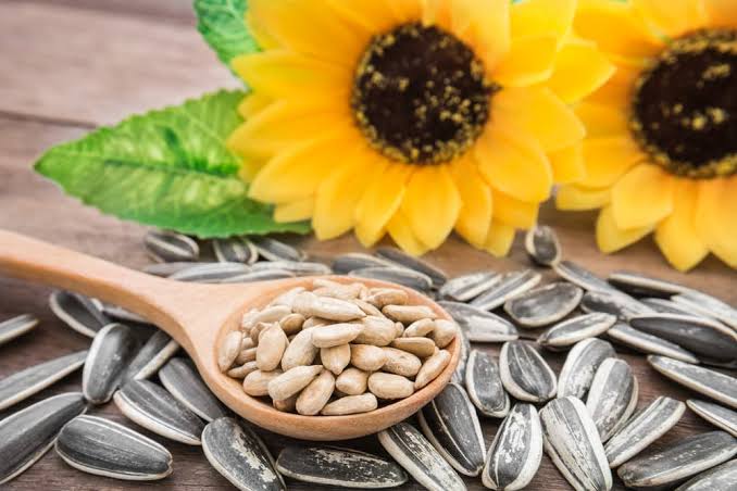 9 Daftar Makanan dan Bahan Alami Atasi Alergi