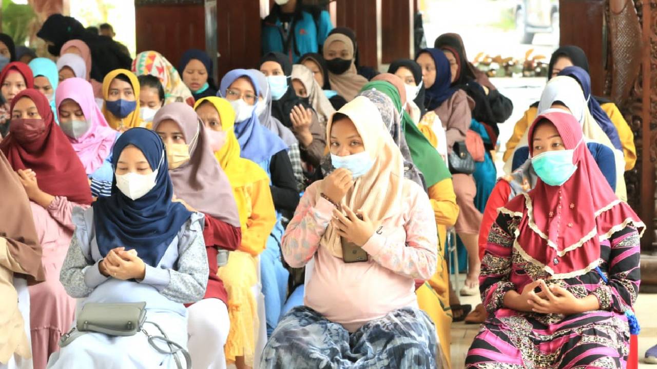Stunting Masih Tinggi, Ibu Hamil di Jawa Timur Digelontor Bantuan