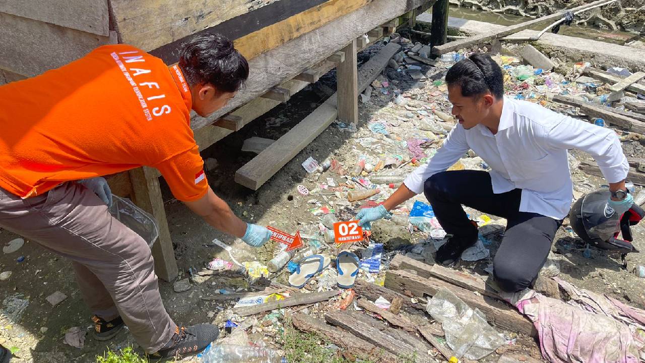 Suami Bunuh Istri di Hadapan Anak