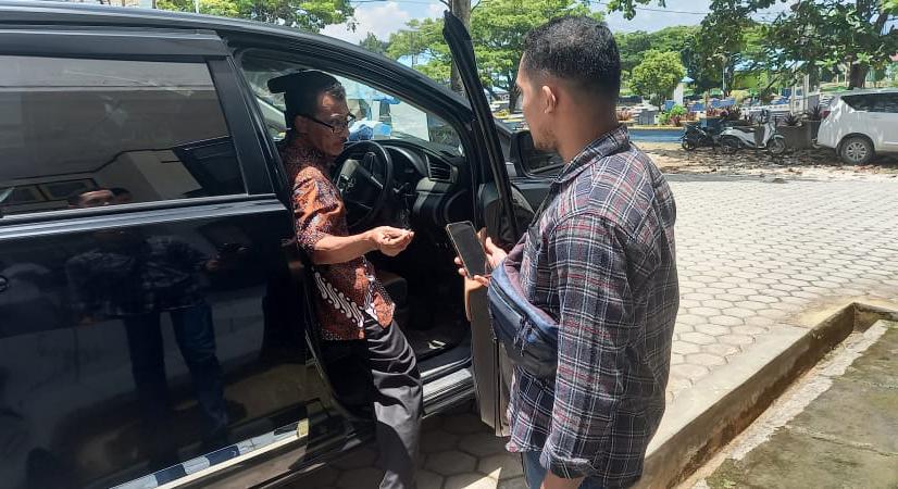 Kepala BKPSDM Buton Utara Tolak Komentari ASN Beristri Dua dan Ancam Wartawan