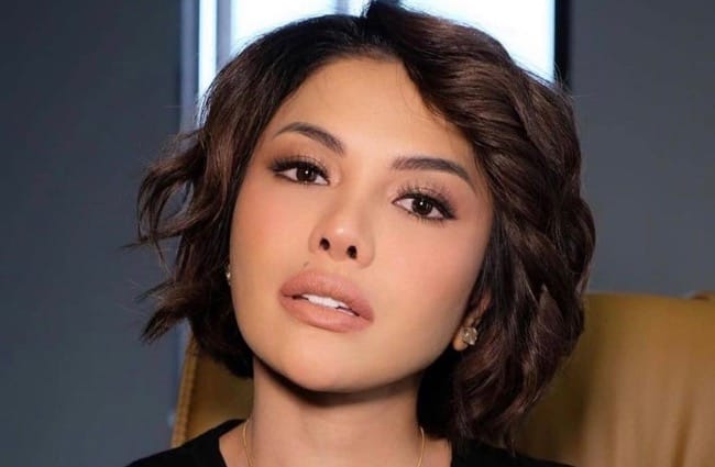 Nikita Mirzani Nangis dan Teriak saat Ditahan: Kalian Pikir Saya Penjahat