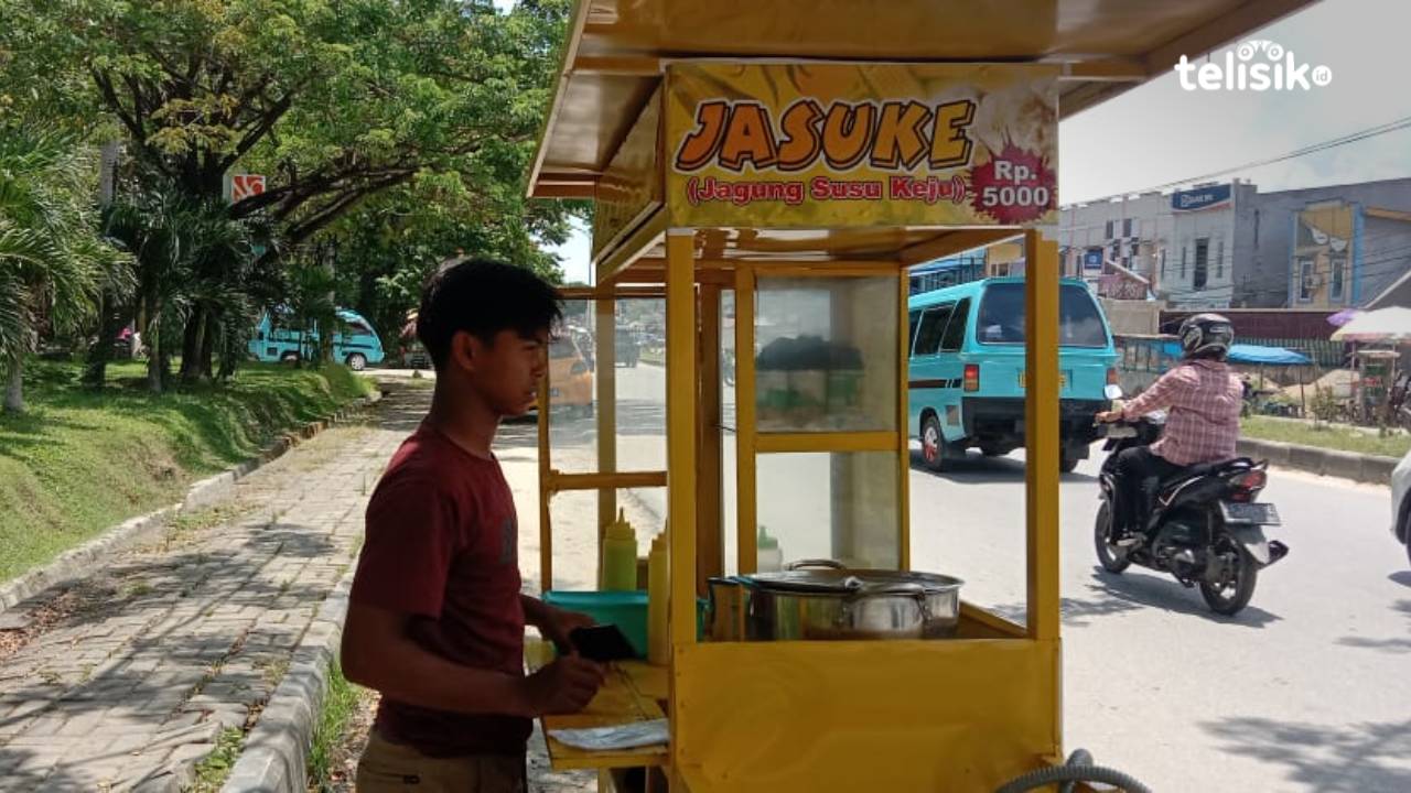 Pemuda Ini Usaha Jajanan Jasuke, Modal Sedikit Untung Banyak