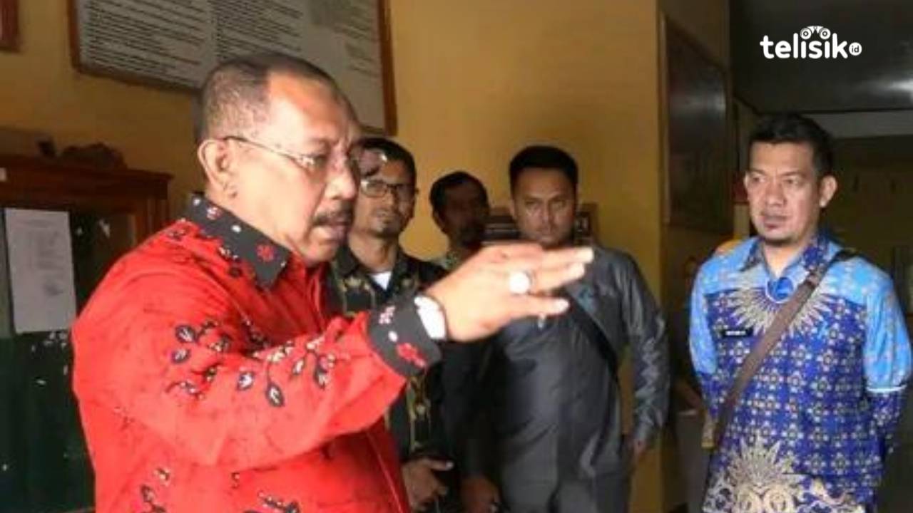 Pj Bupati Bombana Ganti Format Pencairan Honor Perangkat Desa