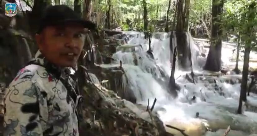 Titian Asosowu, Wisata Air dengan Seribu Terjunan