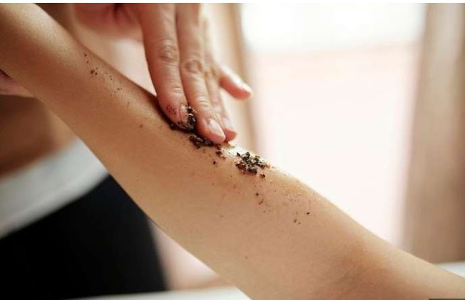 4 Cara Alami Menghilangkan Daki di Badan, Patut Dicoba