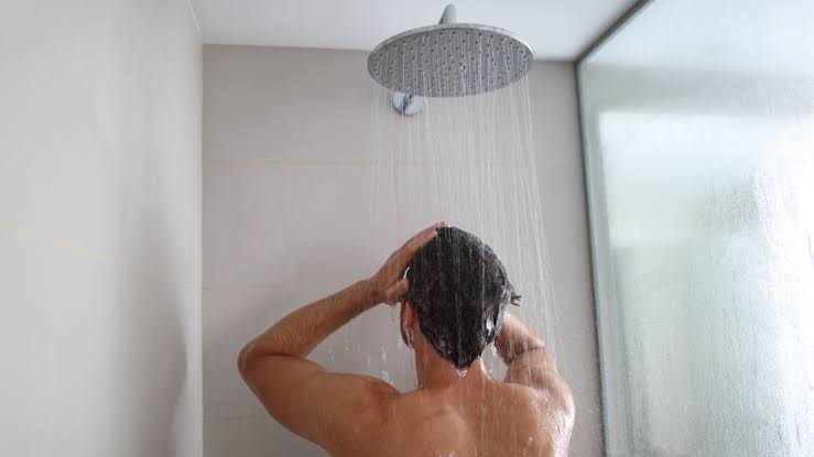 5 Dampak Buruk Jika Kamu Malas Mandi