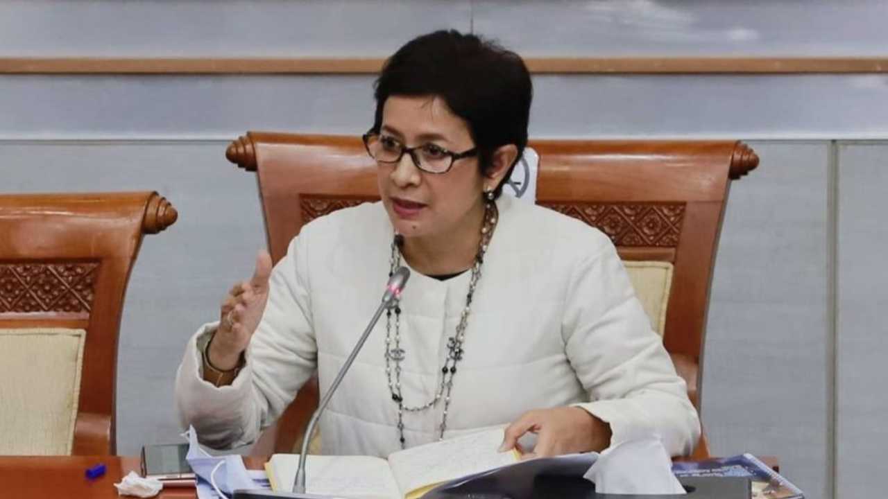 Siaran TV Analog Dihentikan, DPR Minta Kominfo Segera Distribusikan Set Top Box Gratis