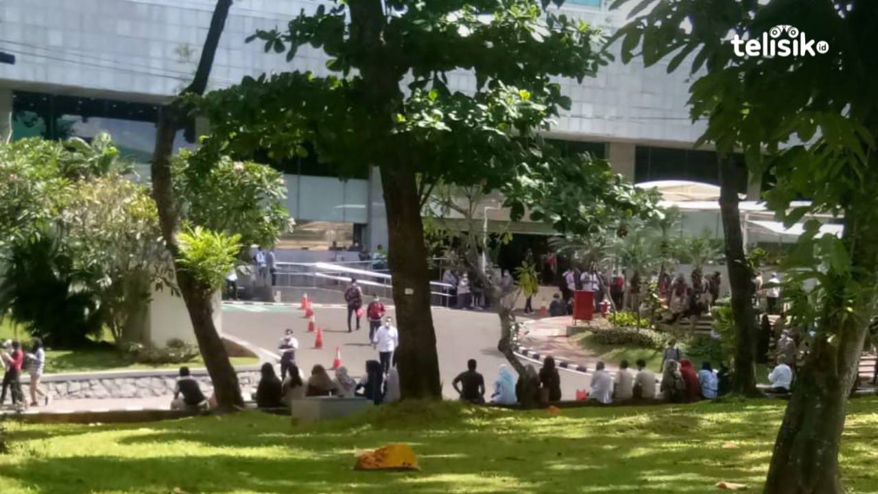 17 Warga Dilaporkan Tewas Akibat Gempa M 5.6 Cianjur dan Jakarta