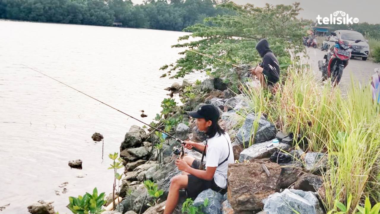 Batbat Menjelma jadi Spot Mancing Favorit di Kota Kendari