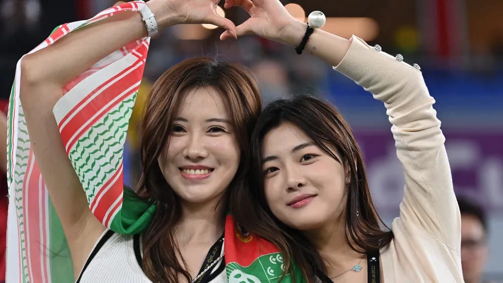 Deretan Pesona Suporter Cantik Asia di Piala Dunia 2022 Bikin Gagal Fokus