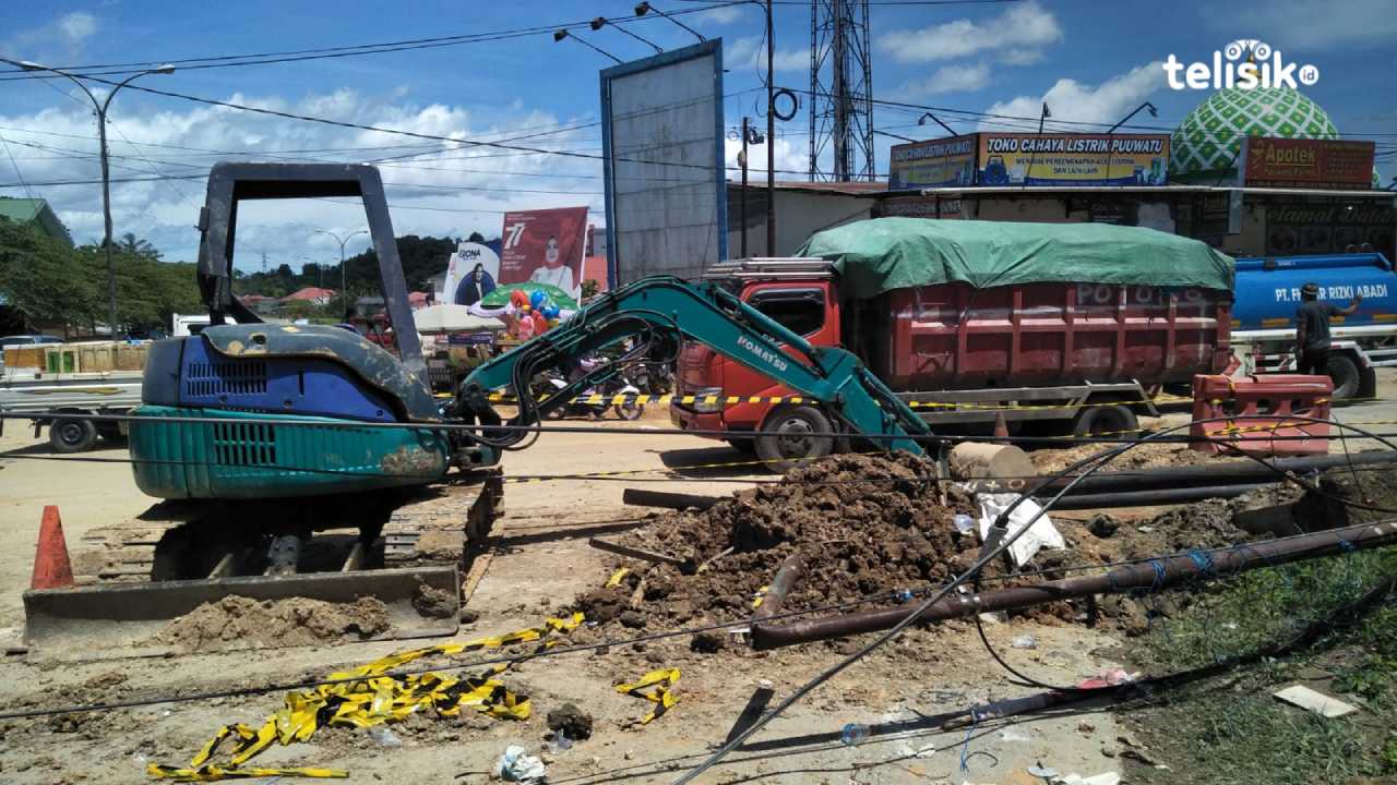 Mobil Truk Amblas, Kemacetan Tak Terelakkan