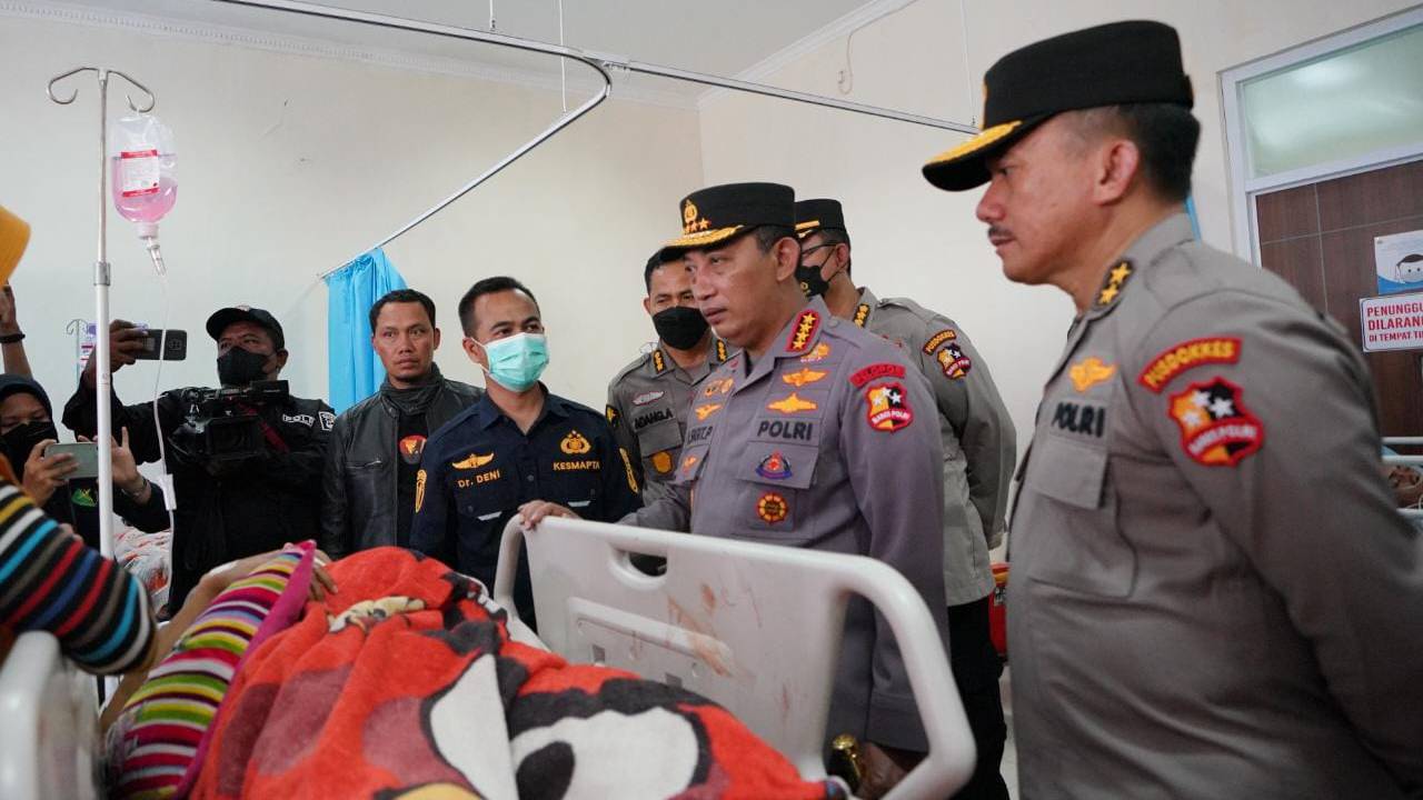 Tim Dokkes Polri Dikerahkan Bantu Korban Gempa Cianjur, Ada Dokter hingga Ambulans