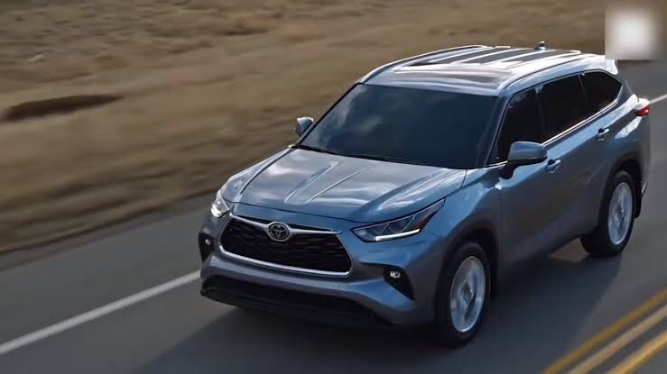 Toyota Innova Zenix Hybrid Segera Hadir, Ini Bocoran Harganya