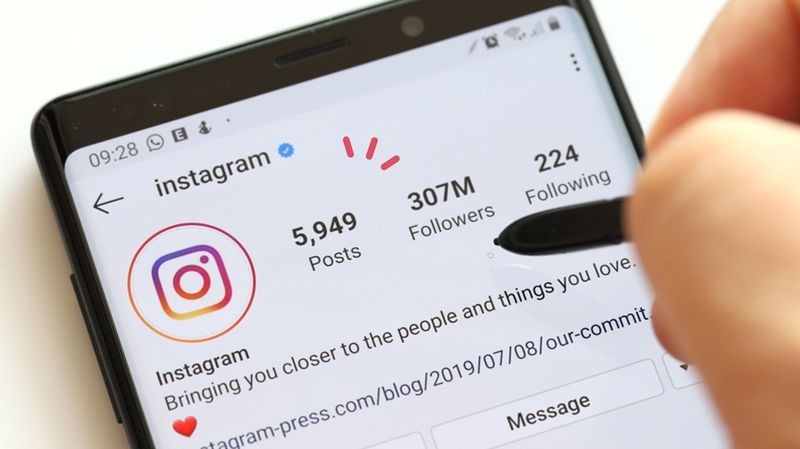 45 Ide Bio Instagram Estetik Pakai Font Unik