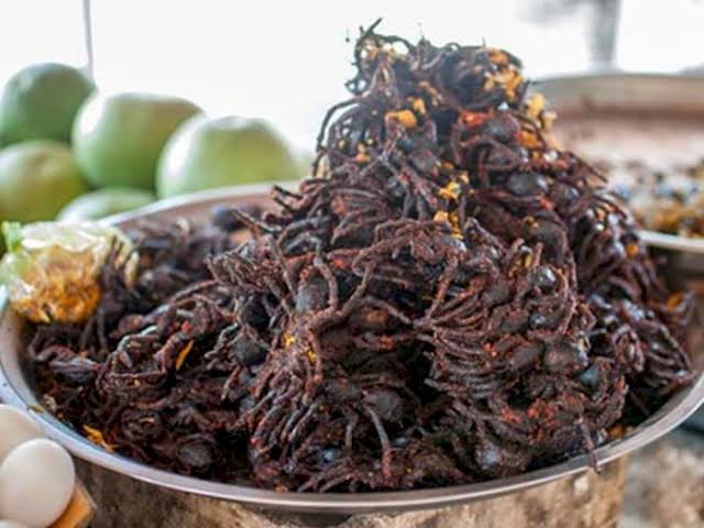 4 Makanan Teraneh di Dunia Buat Nafsu Makan Hilang