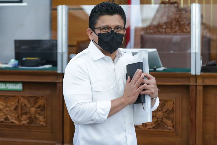 Ada Kontak Bernama 'Tuhan Yesus' di WAG Duren Tiga Sambo Cs, Sosoknya Bukan Orang Sembarangan