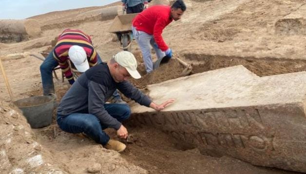 Daftar Penemuan Mesir Kuno Sepanjang 2022, Ada Mumi Berlidah Emas