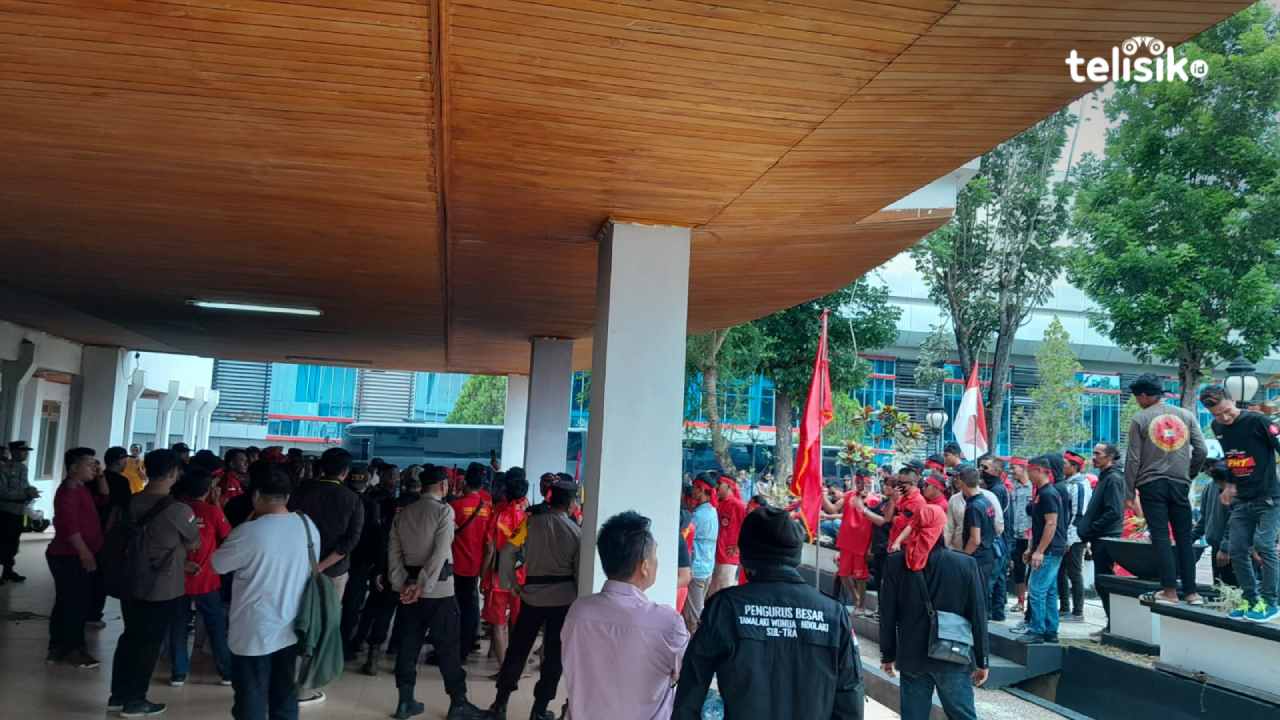 Pembangunan Patung Pahlawan Nasional Oputa Yi Koo Dituntut Segera Dihentikan