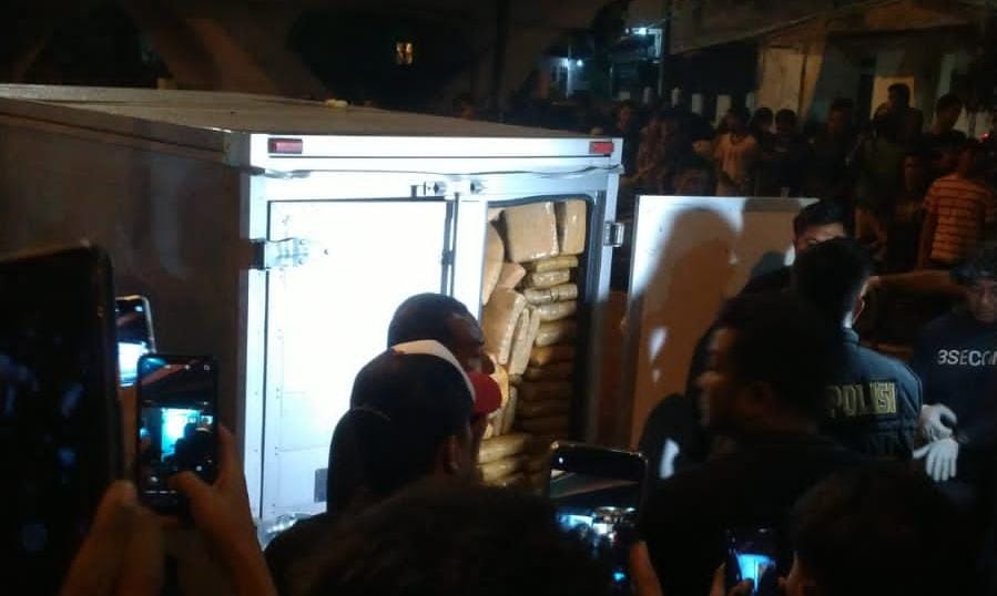 Polisi Gagalkan Peredaran 1 Ton Ganja Siap Edar