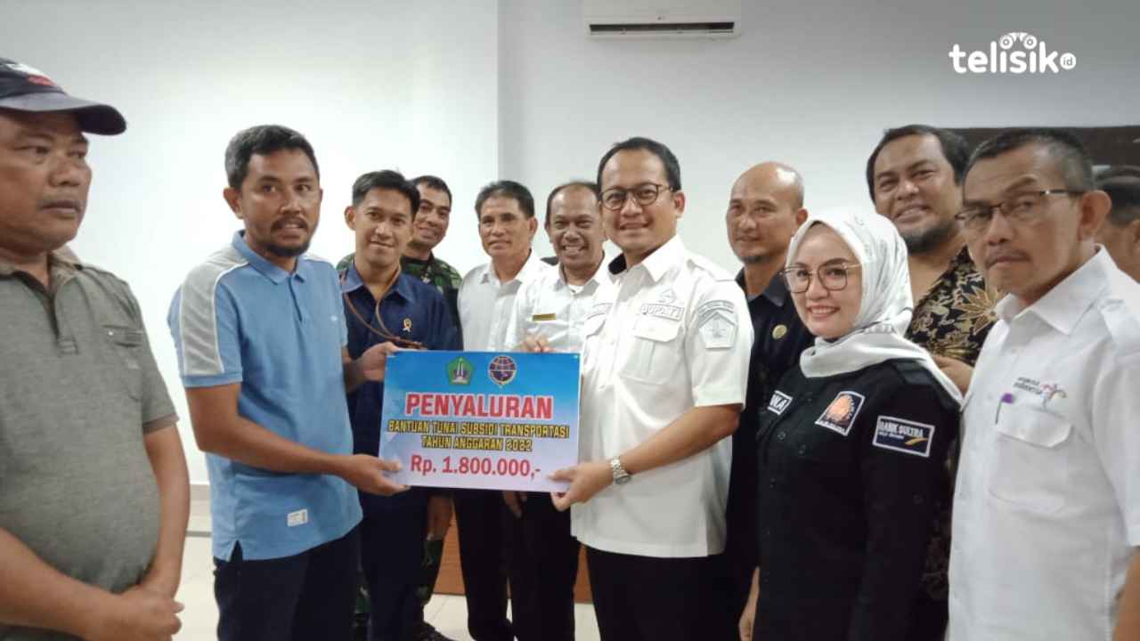 Puluhan Sopir Pengangkut Komoditi Pangan di Kolaka Utara Terima Bantuan