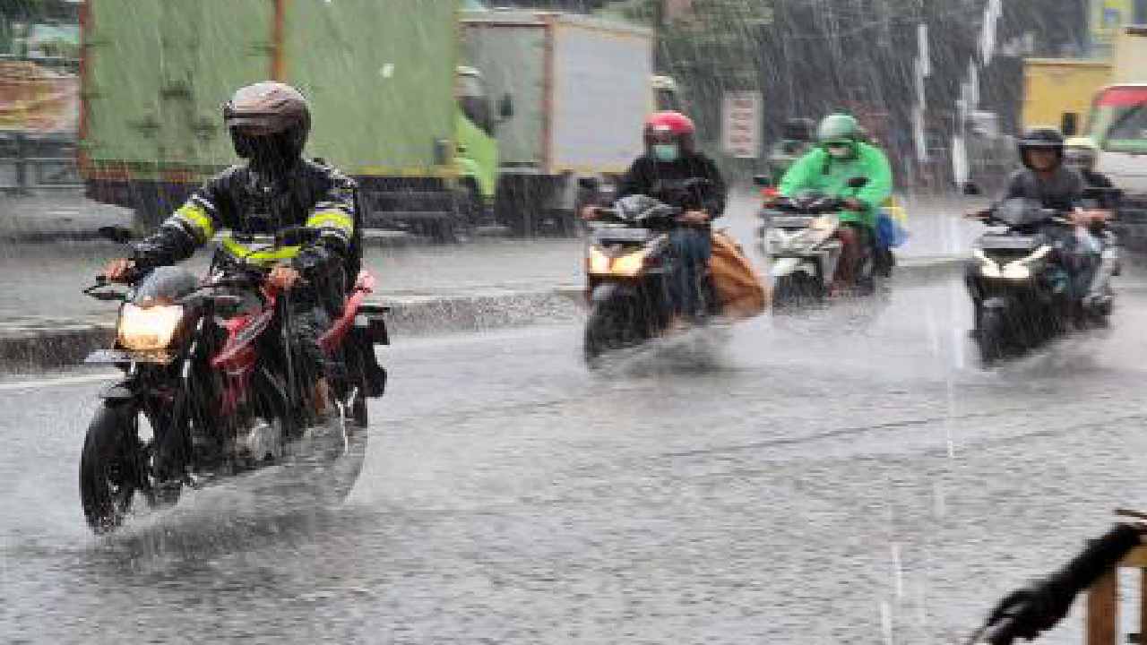 Sejumlah Daerah di Sulawesi Tenggara Bakal Diguyur Hujan Malam Ini