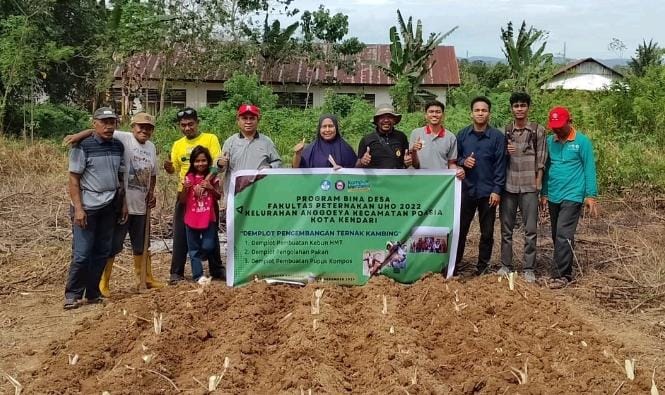 Fakultas Peternakan UHO Inisiasi Pengembangan Ternak Kambing melalui Program Bina Desa
