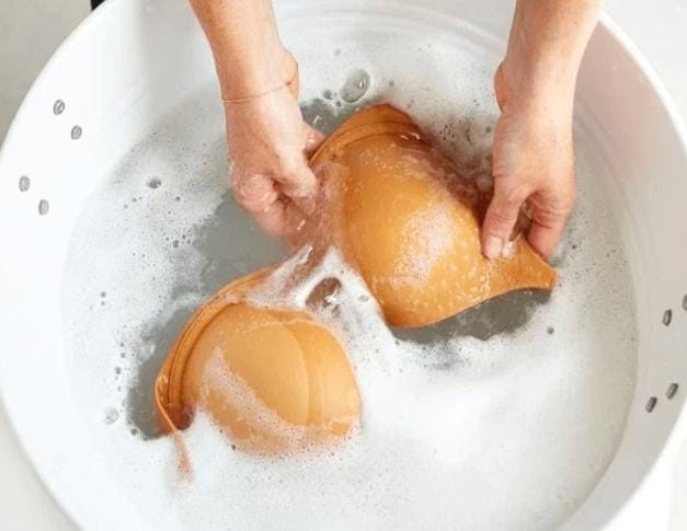 Ini Aturan Cuci Bra yang Benar Menurut Pakar Kesehatan