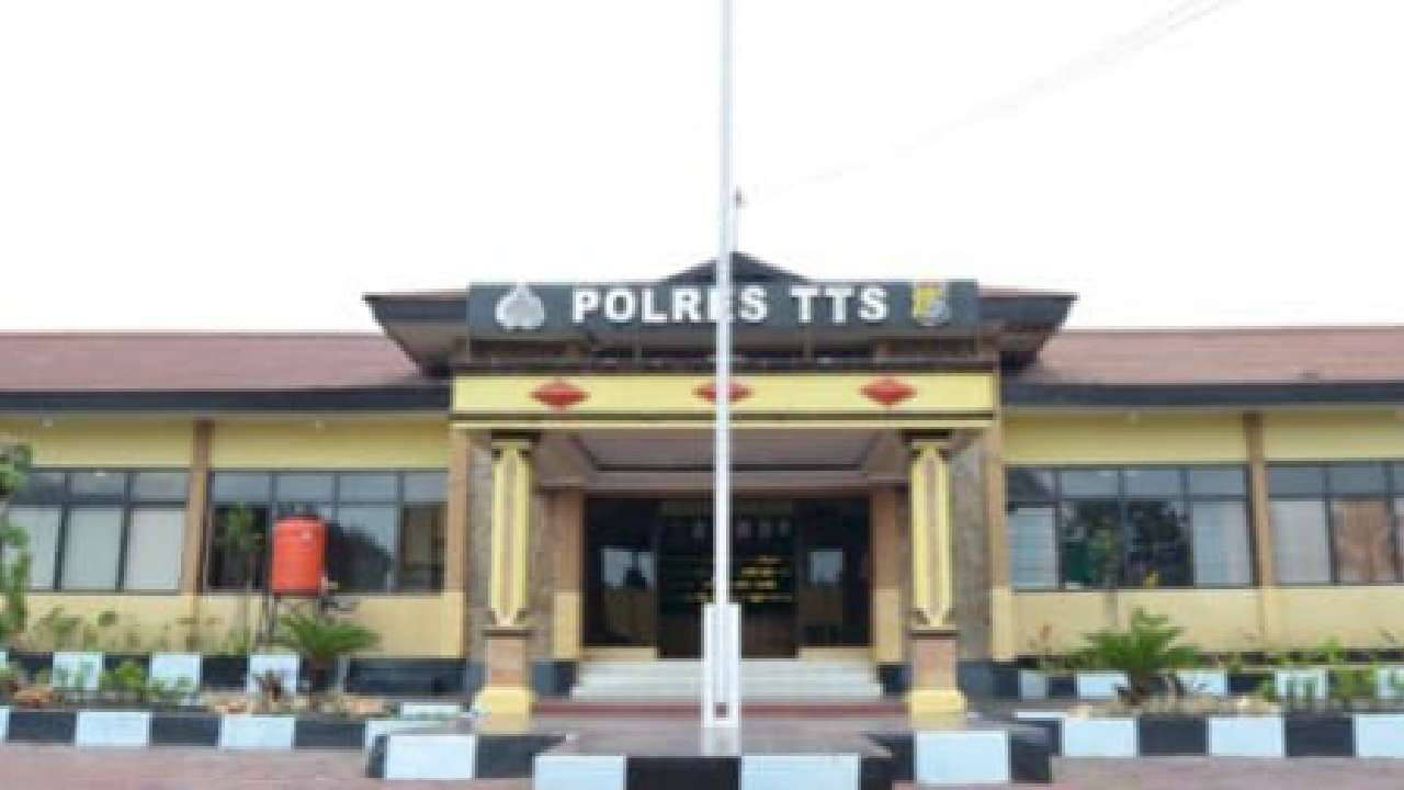 Mama Besar di Nusa Tenggara Timur Sekap Anak Dalam Kamar