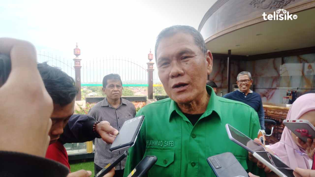 Modal Jadi Bupati Kolaka Ahmad Safei Siap Melenggang ke Senayan