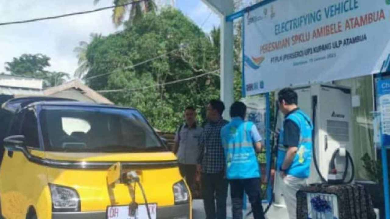 PLN Nusa Tenggara Timur Hadirkan Stasiun Pengisian Kendaraan Listrik di Perbatasan Timor Leste