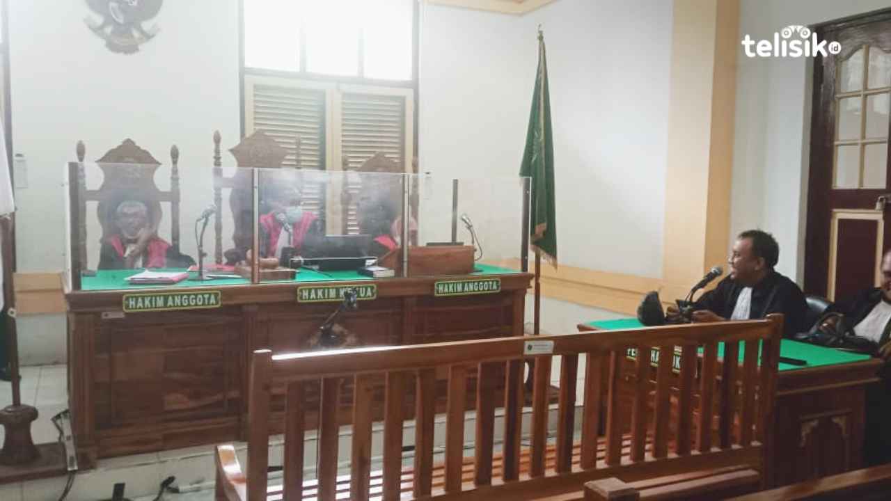 Terungkap dalam Persidangan Seorang Ibu Dikeroyok, Terdakwa Membantah