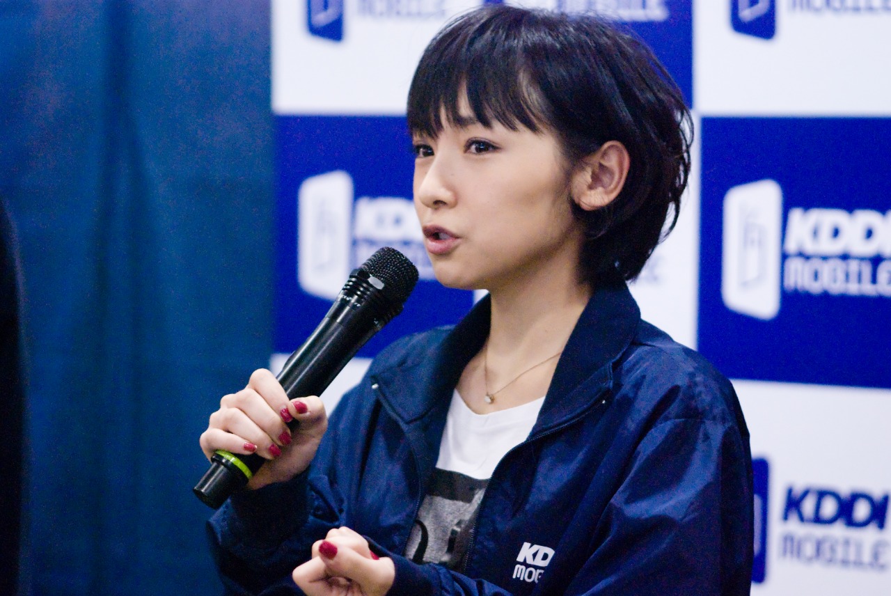 Wanita Ini Dijebak Sang Suami Terjun ke Industri Film Porno