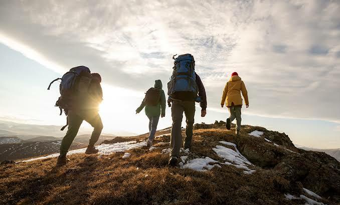 5 Bahaya Mendaki Gunung di Musim Hujan