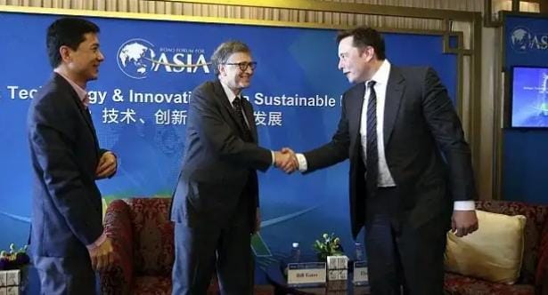 Bill Gates Tegur Elon Musk Habiskan Uang di Planet Mars