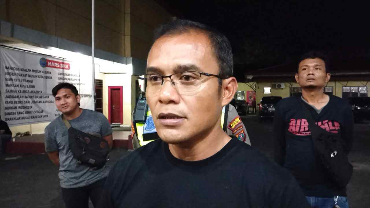 Ibu Ini Potong Penis Selingkuhan Gegara Dipaksa Berhubungan Intim