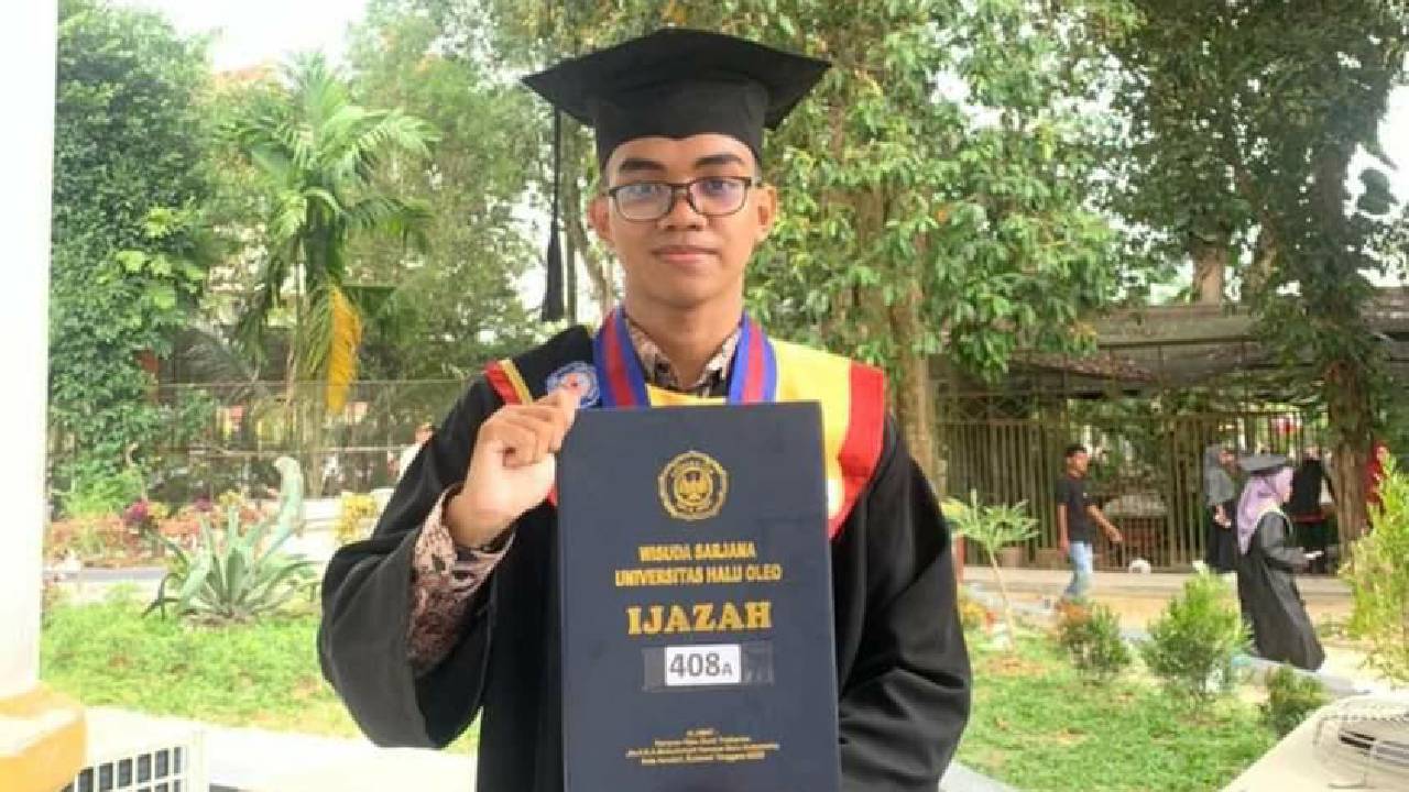 Ini Tips Muhammad Daffa Rahmatullah Wisudawan Terbaik UHO Kendari
