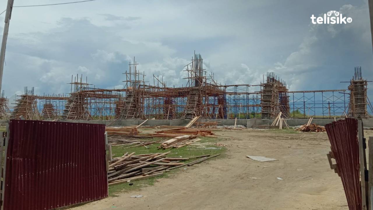 Kontraktor Stadion Sepak Bola Muna Diberi Kesempatan 50 Hari