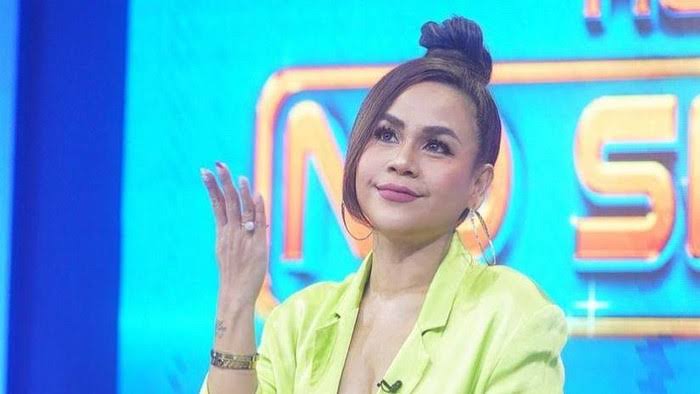 Melaney Ricardo Kebelet Berhubungan Setelah Operasi Angkat Rahim, Akhirnya Main Sendiri