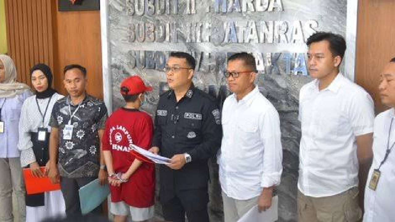 Mucikari di Lampung Ditangkap Usai Tawarkan PSK Lewat Michat
