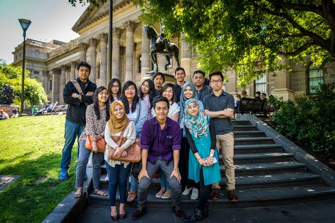 Ratusan Alumni LPDP Ogah Pulang ke Indonesia, Ini Sanksinya
