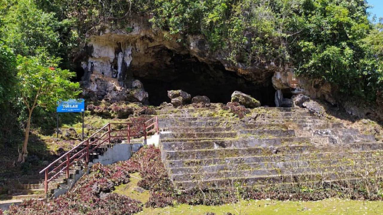 Wisata Bersejarah Goa Liangkabori
