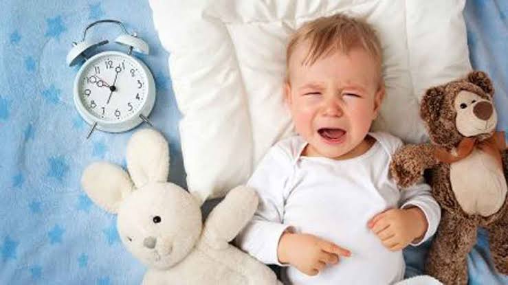 7 Tips Atasi Bayi yang Susah Tidur di Malam Hari