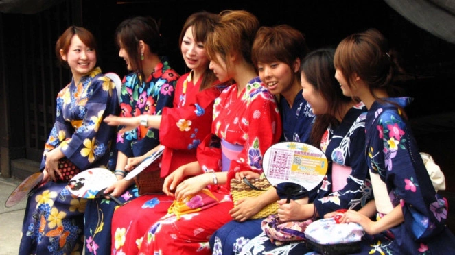 Negara Ini Buat Penjodohan Massal 400 Jomblo, Alasannya Bikin Kaget