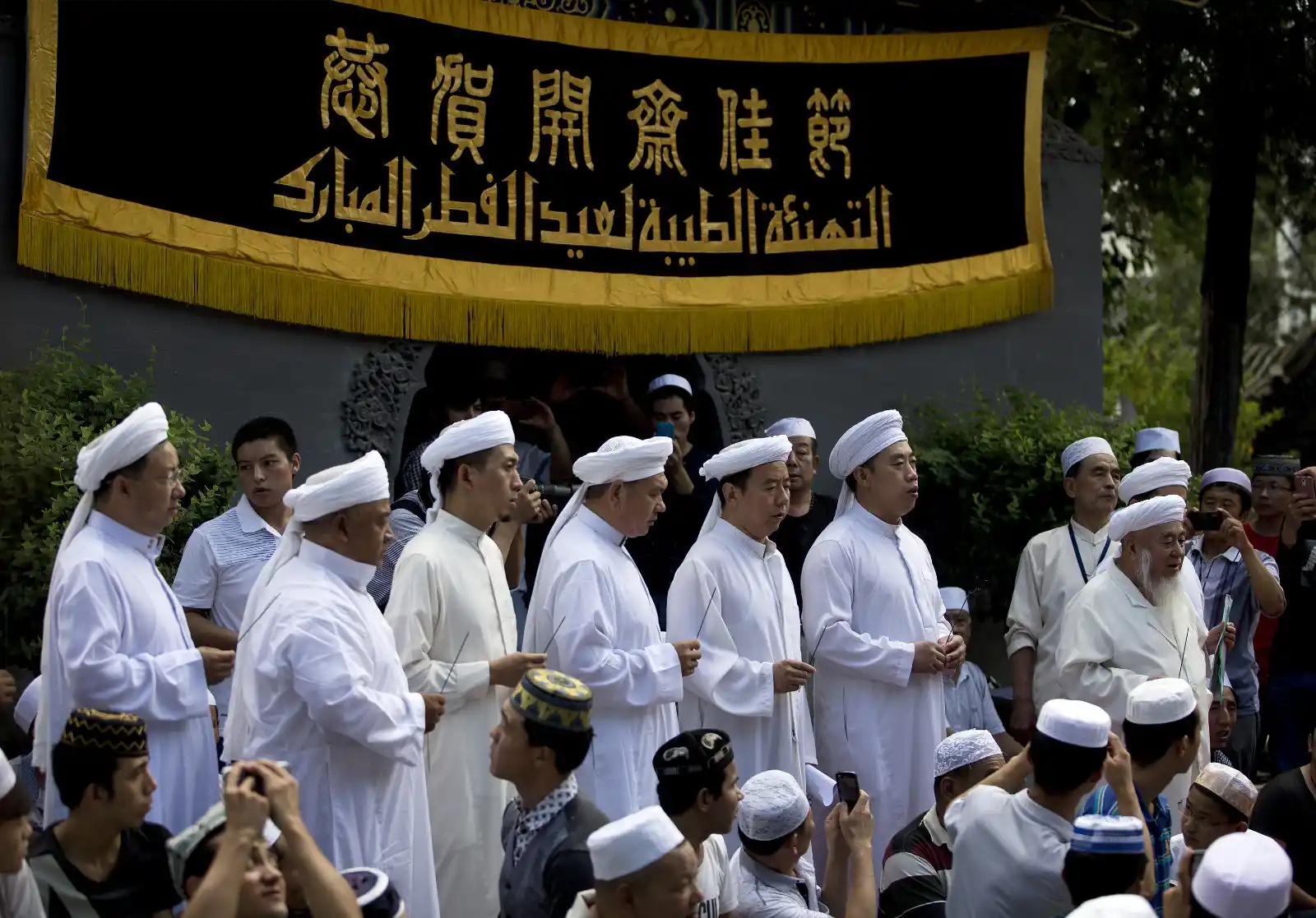 Pemerintah China Awasi dan Tangkap Muslim Uighur dan Hui yang Puasa Ramadan