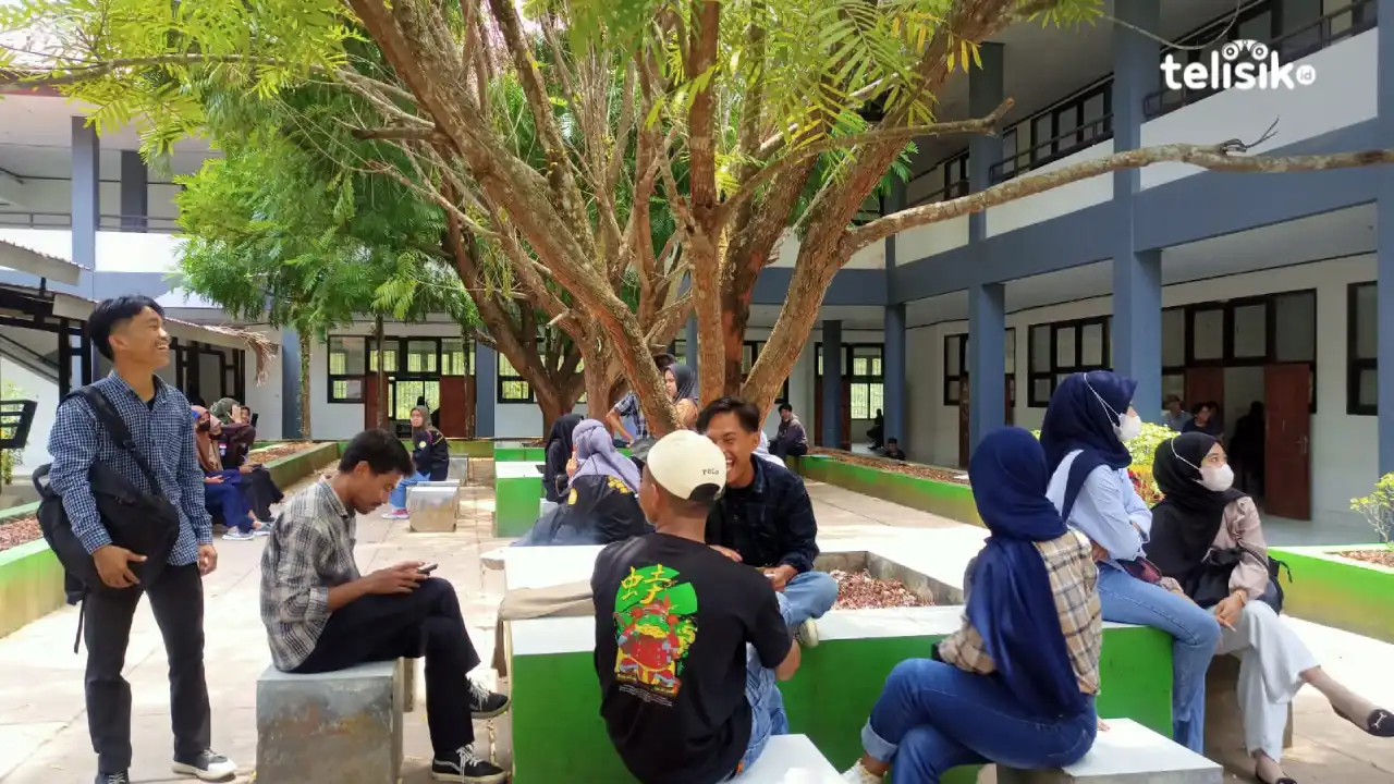 Angkernya Taman FISIP UHO, Mahasiswa Sering Kerasukan