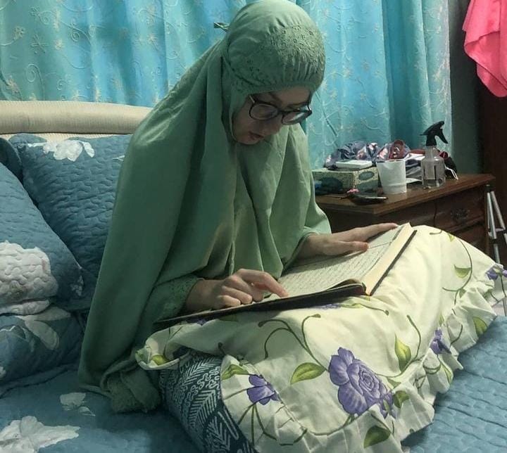 Bule Cantik Ini Mualaf Gegara Azan