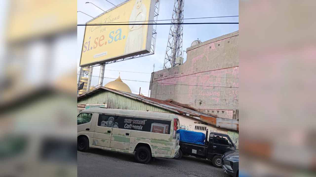 Papan Reklame Raksasa Dinilai Resahkan Warga, Kasatpol PP Medan Angkat Bicara
