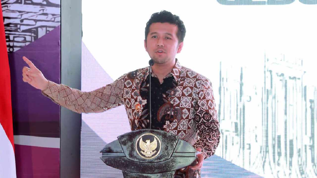 Pemerintah Larang Impor Baju Bekas, Wagub Emil Dardak Buka Dialog dengan Pedagang
