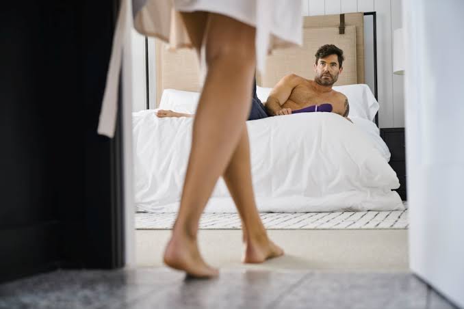 Sebanyak Apa Pria Memikirkan Seks Dalam Sehari? Ini Jawabannya