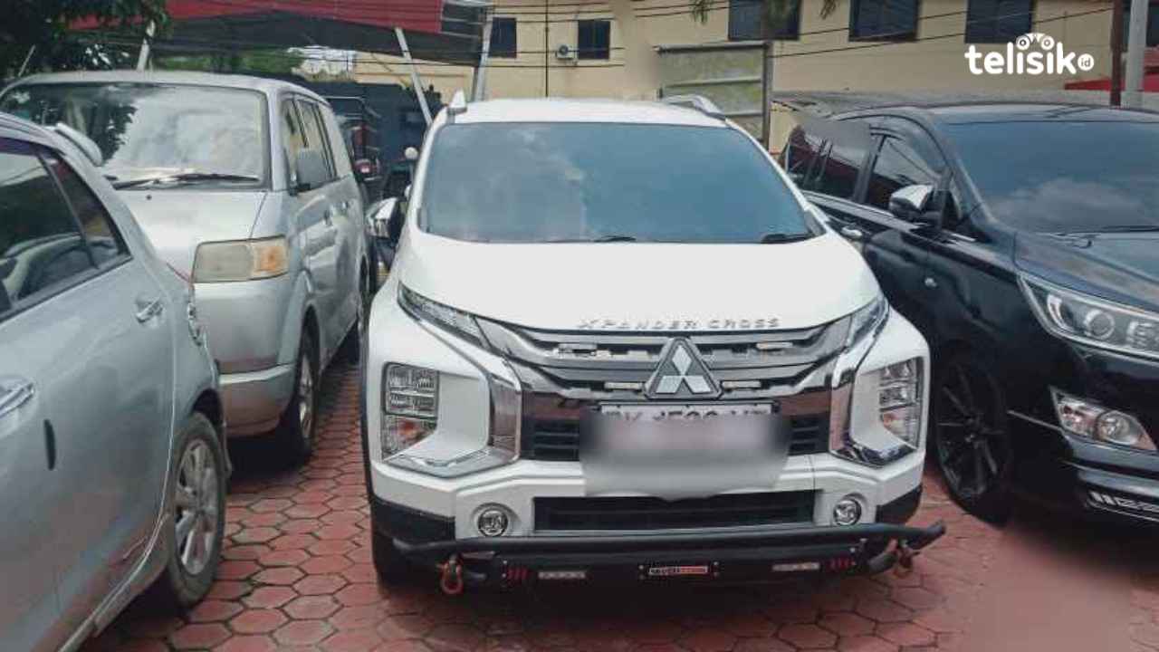 Terduga Kurir Bawa 46 Kg Sabu Pakai Mobil Mewah Ditangkap